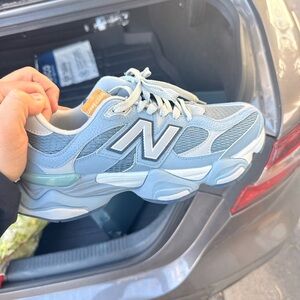 New Balance 9060. Blue Sneakers
It is Brand New. Box available, never used